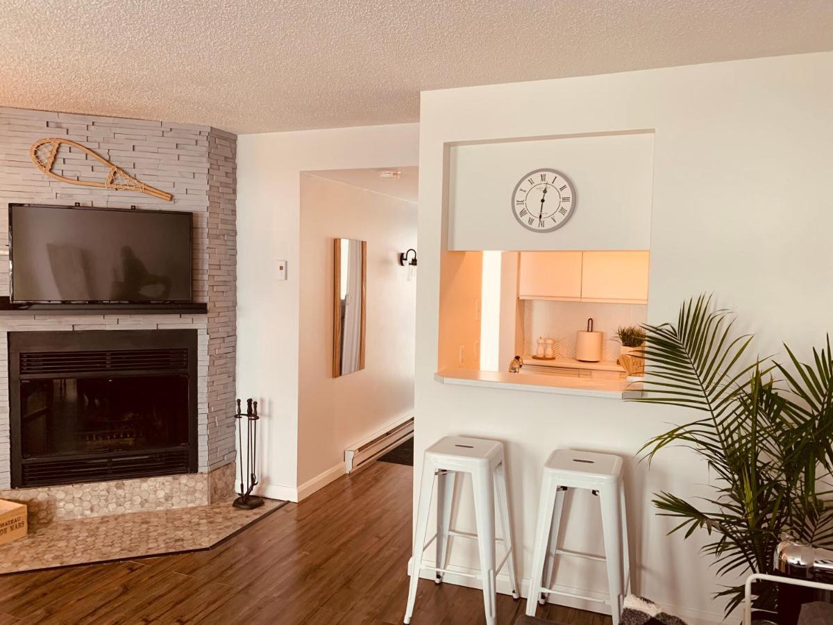 Condo Loft Ski In - Ski Out A Stoneham Bagian luar foto