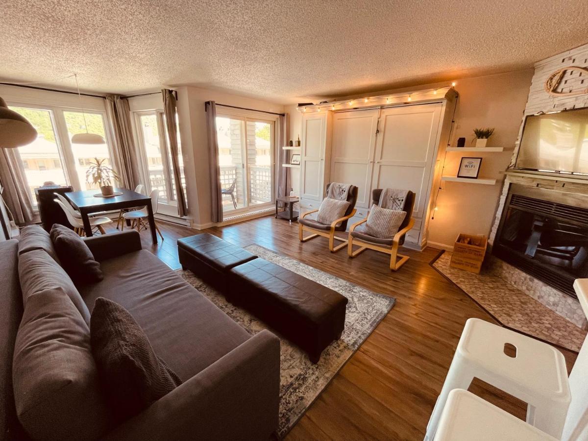Condo Loft Ski In - Ski Out A Stoneham Bagian luar foto
